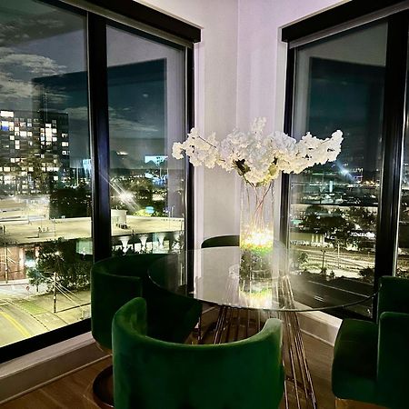 Modern Luxury At The Interlock Apartment Atlanta Exterior foto
